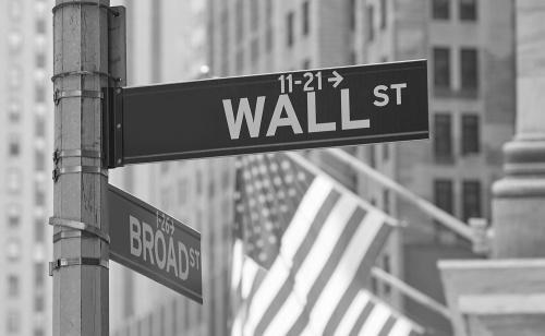 wall street and broad street intersection